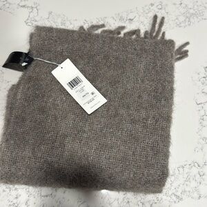 Eileen Fisher scarf, NWT
